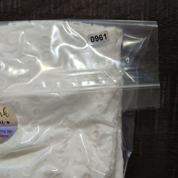 Unbranded Women's XS White Summer Romper Eyelet Lace Scallop Hem‎ Ruffle Sleeves - Picture 12 of 12